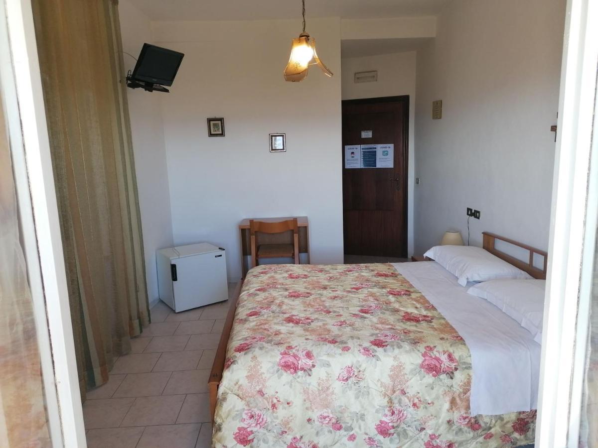 Camere Da Anna Maria アッシジ エクステリア 写真